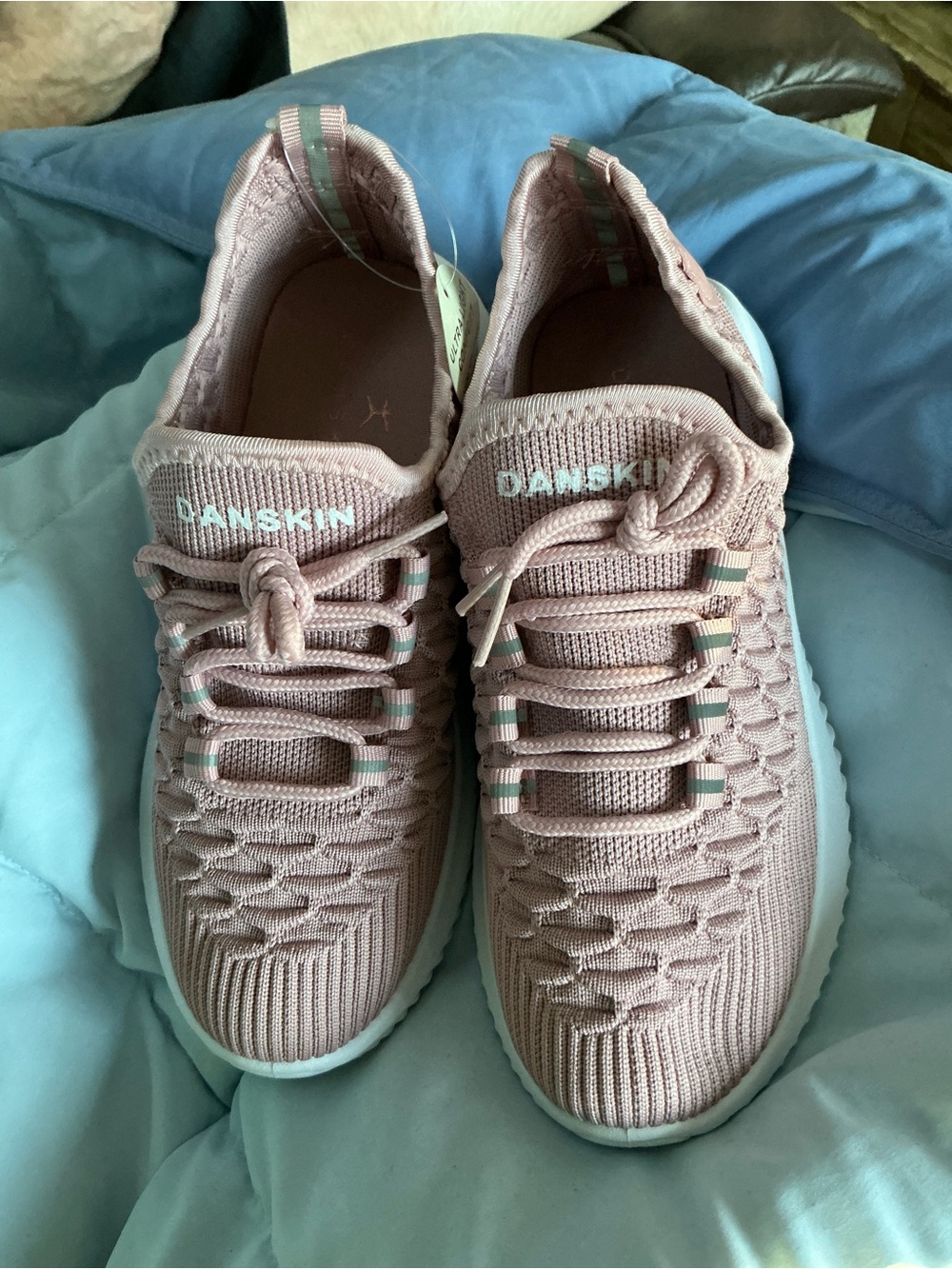 Danskin slip on Sneakers in Blush Pink